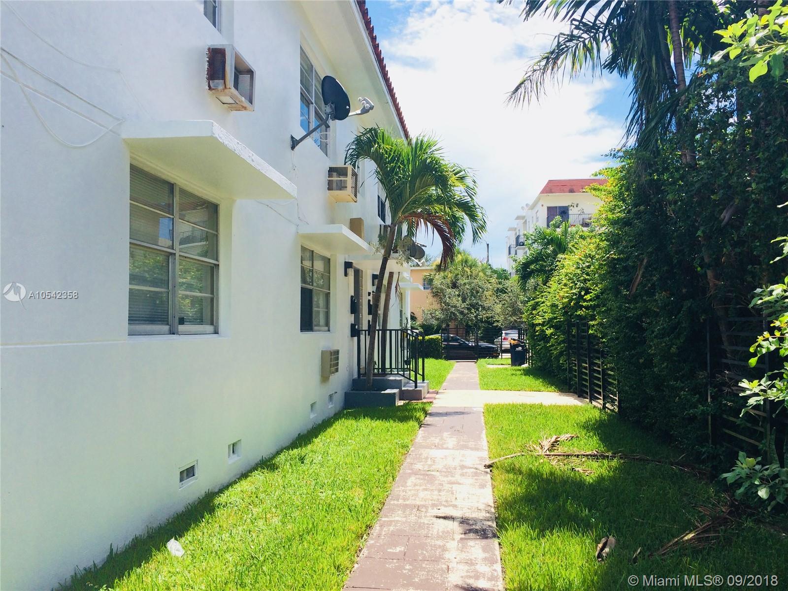 See details / 3323 sq. ft. $ 2020-02-17 0 Photo