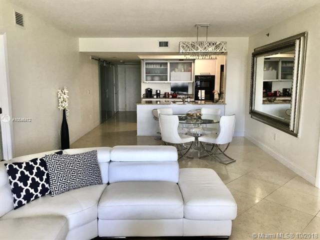 See details 4304 3 / 3 1675 sq. ft. $ 2019-05-04 0 Photo