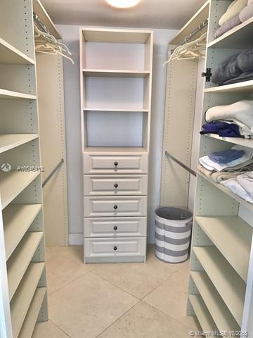 See details 4304 3 / 3 1675 sq. ft. $ 2019-05-04 0 Photo