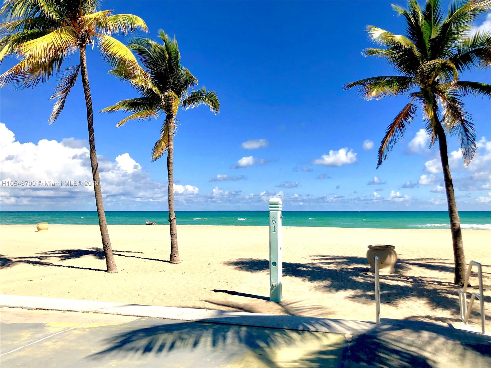 Walk just 5 Minutes to this beach access!!!!