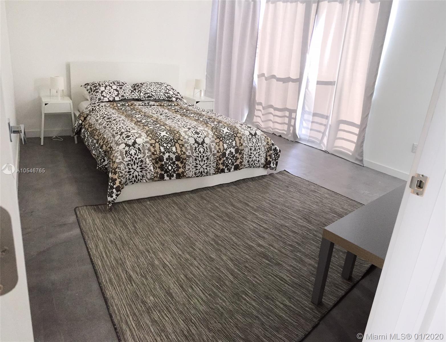 See details / 8219 sq. ft. $ 2020-11-05 0 Photo