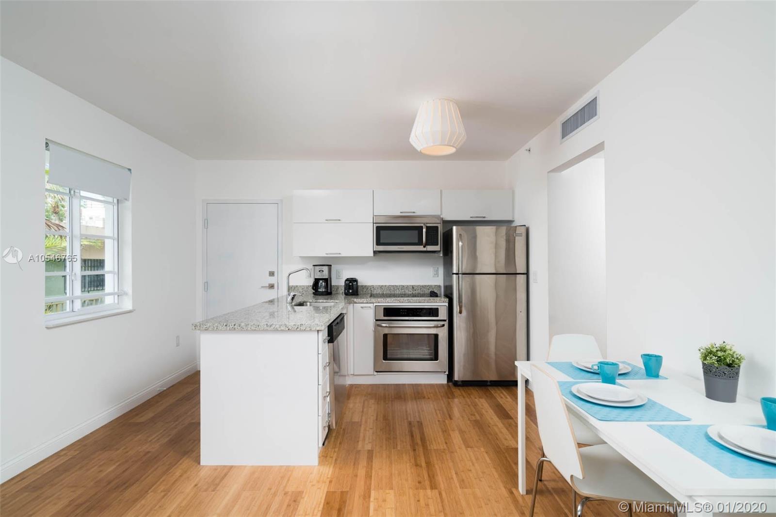 See details / 8219 sq. ft. $ 2020-11-05 0 Photo