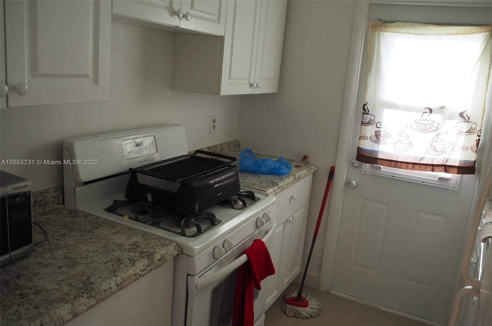 See details / sq. ft. $ 2019-10-28 0 Photo