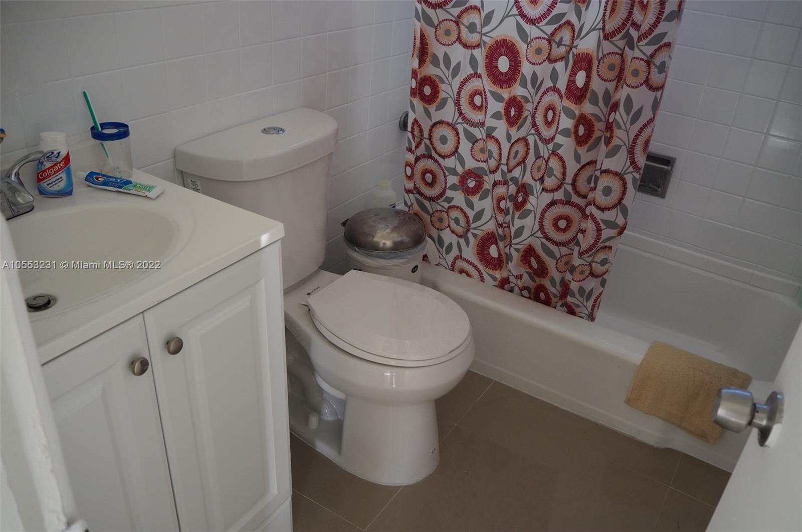 See details / sq. ft. $ 2019-10-28 0 Photo