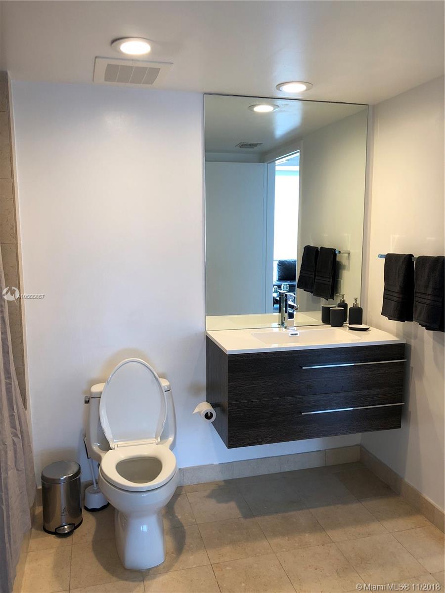 See details 1707 1 / 1 sq. ft. $ 2018-10-16 0 Photo