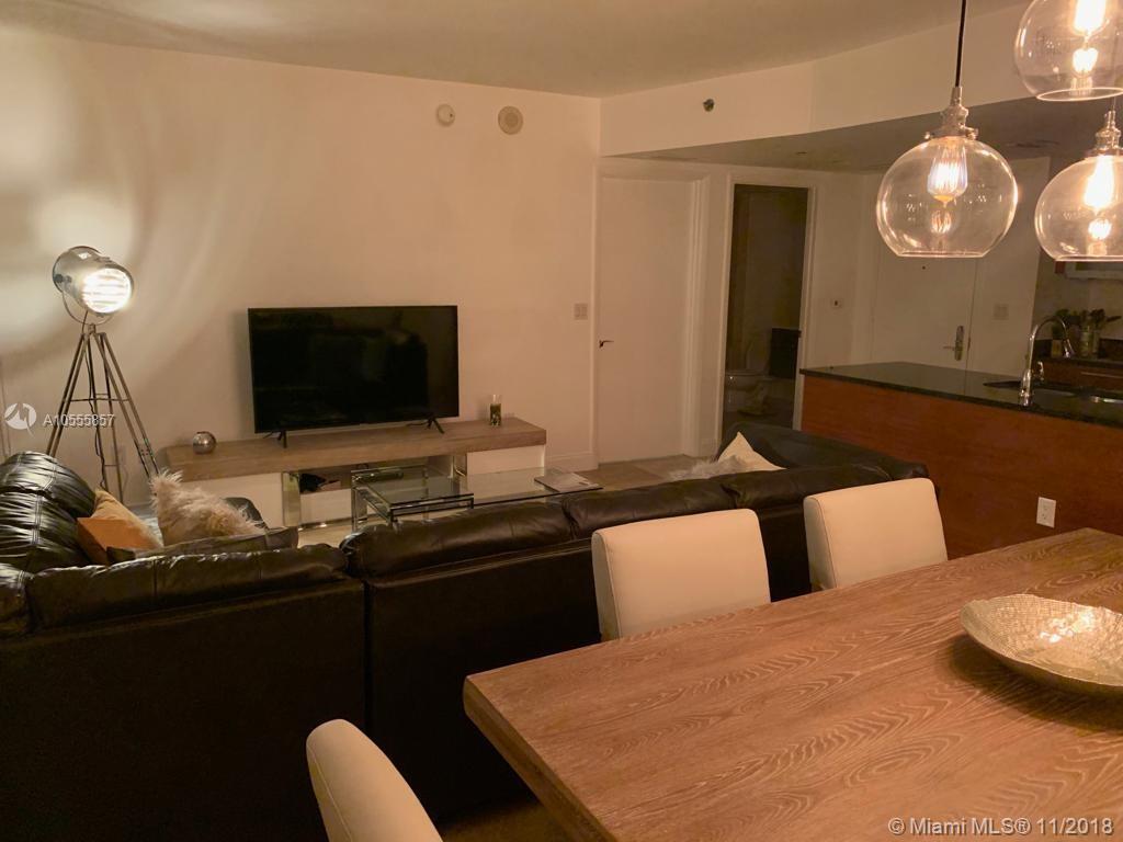 See details 1707 1 / 1 sq. ft. $ 2018-10-16 0 Photo