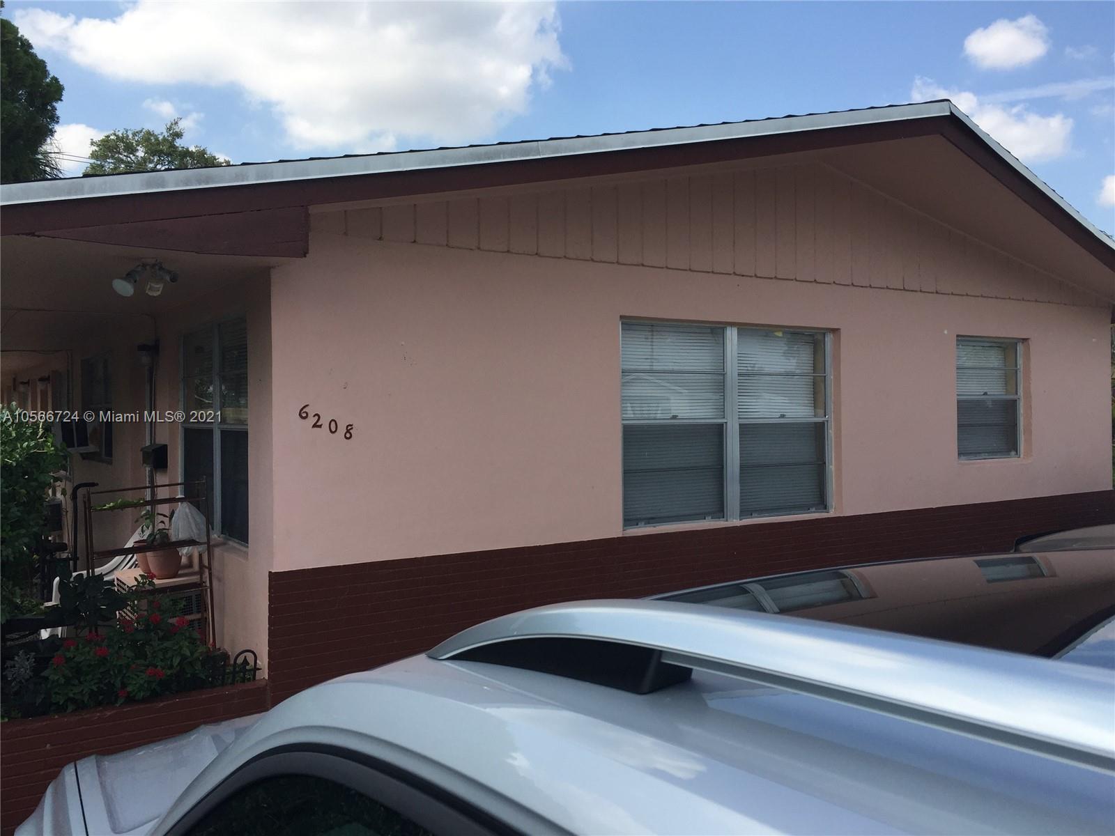 See details / 1704 sq. ft. $ 2019-03-06 0 Photo