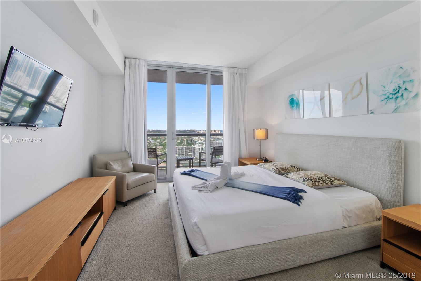 Masterbedroom