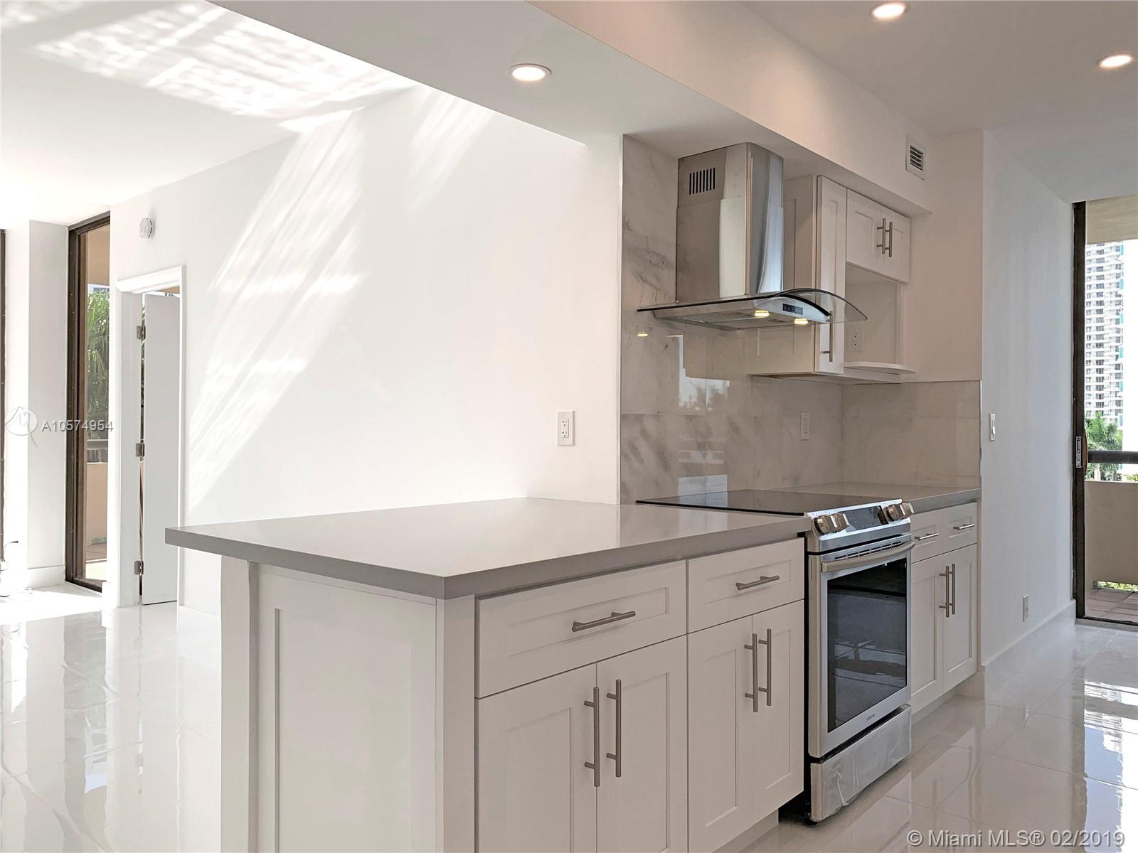 Photo of 19355 Turnberry Way #3E, Aventura, Florida, 33180 - Kitchen