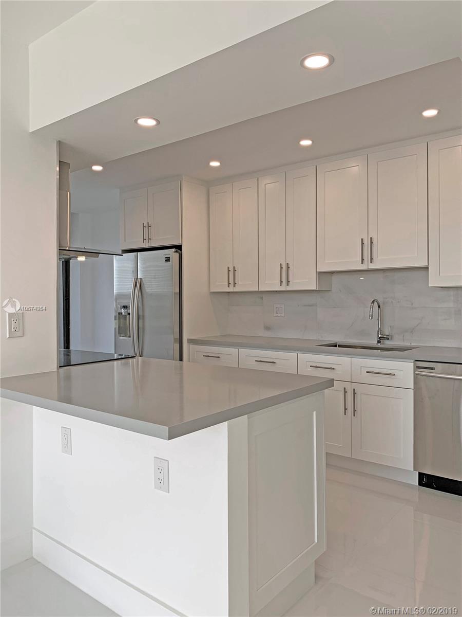 Photo of 19355 Turnberry Way #3E, Aventura, Florida, 33180 - Kitchen