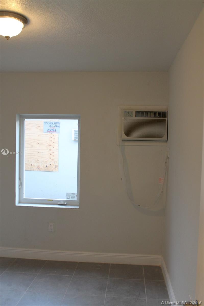 See details / 1116 sq. ft. $ 2018-12-03 0 Photo
