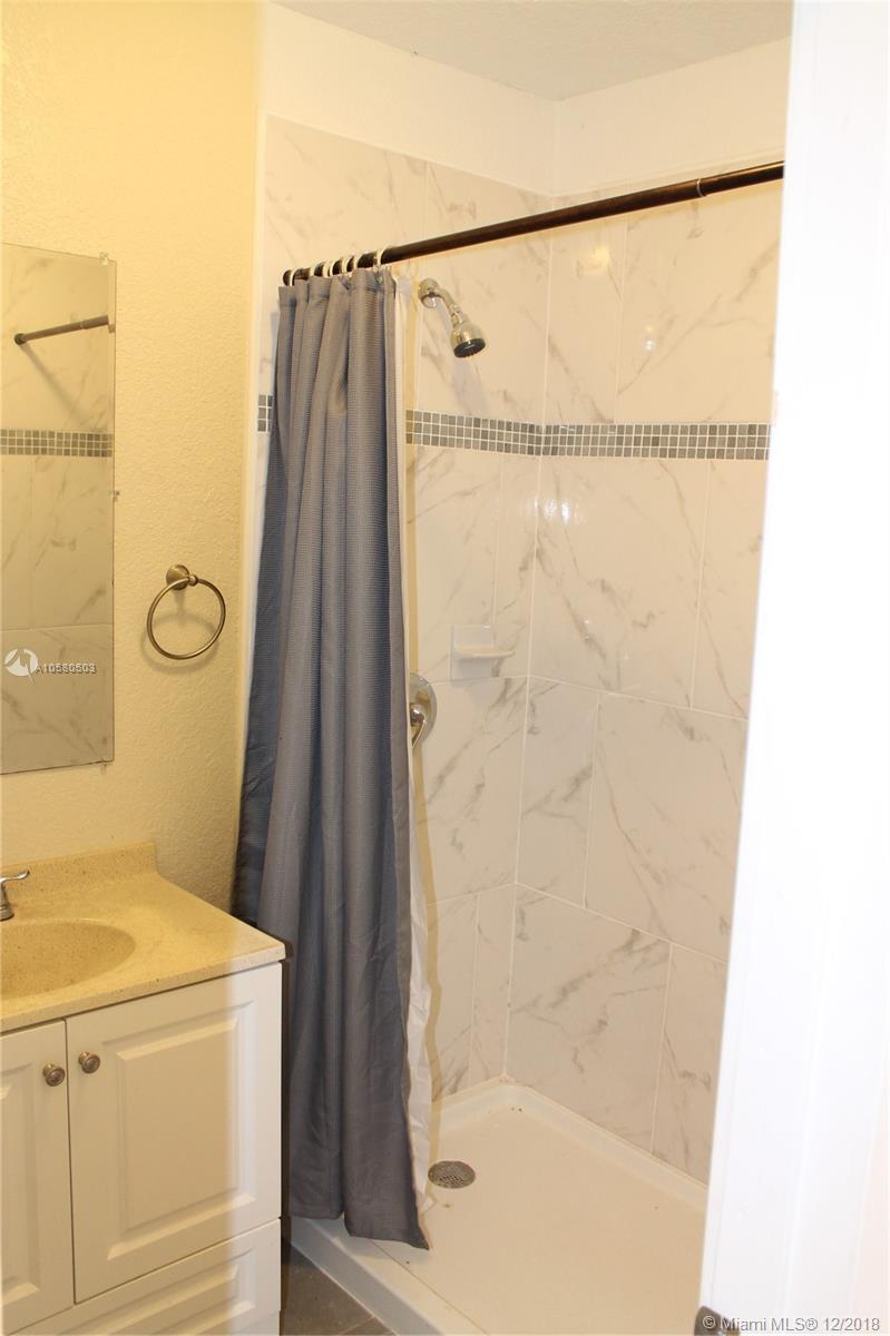 See details / 1116 sq. ft. $ 2018-12-03 0 Photo
