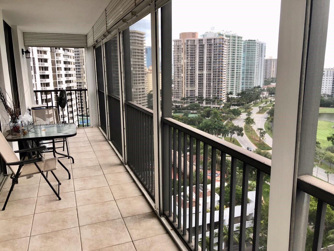 Photo of 3731 Country Club Dr #1824, Aventura, Florida, 33180 - KITCHEN