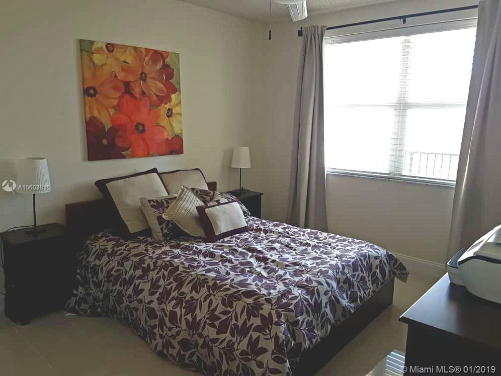 Photo of 17150 Bay Rd #2716, Sunny Isles Beach, Florida, 33160 - Washer and Dryer