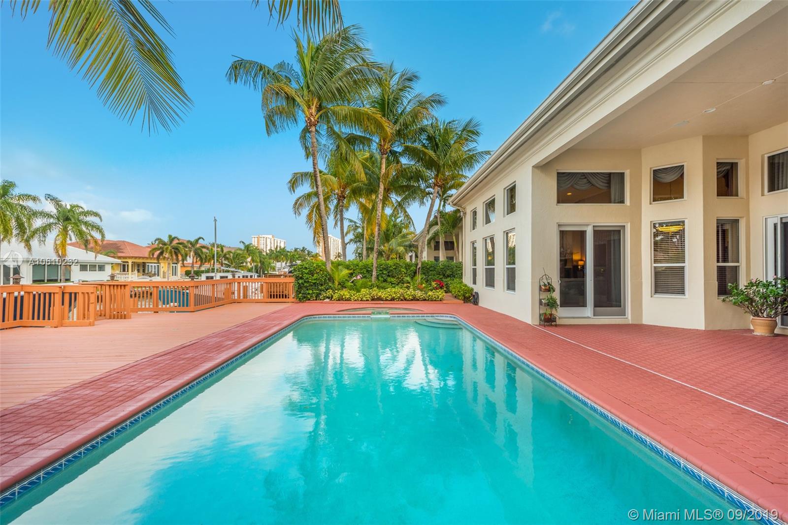 Photo of 923 Captiva Dr, Hollywood, Florida, 33019 -