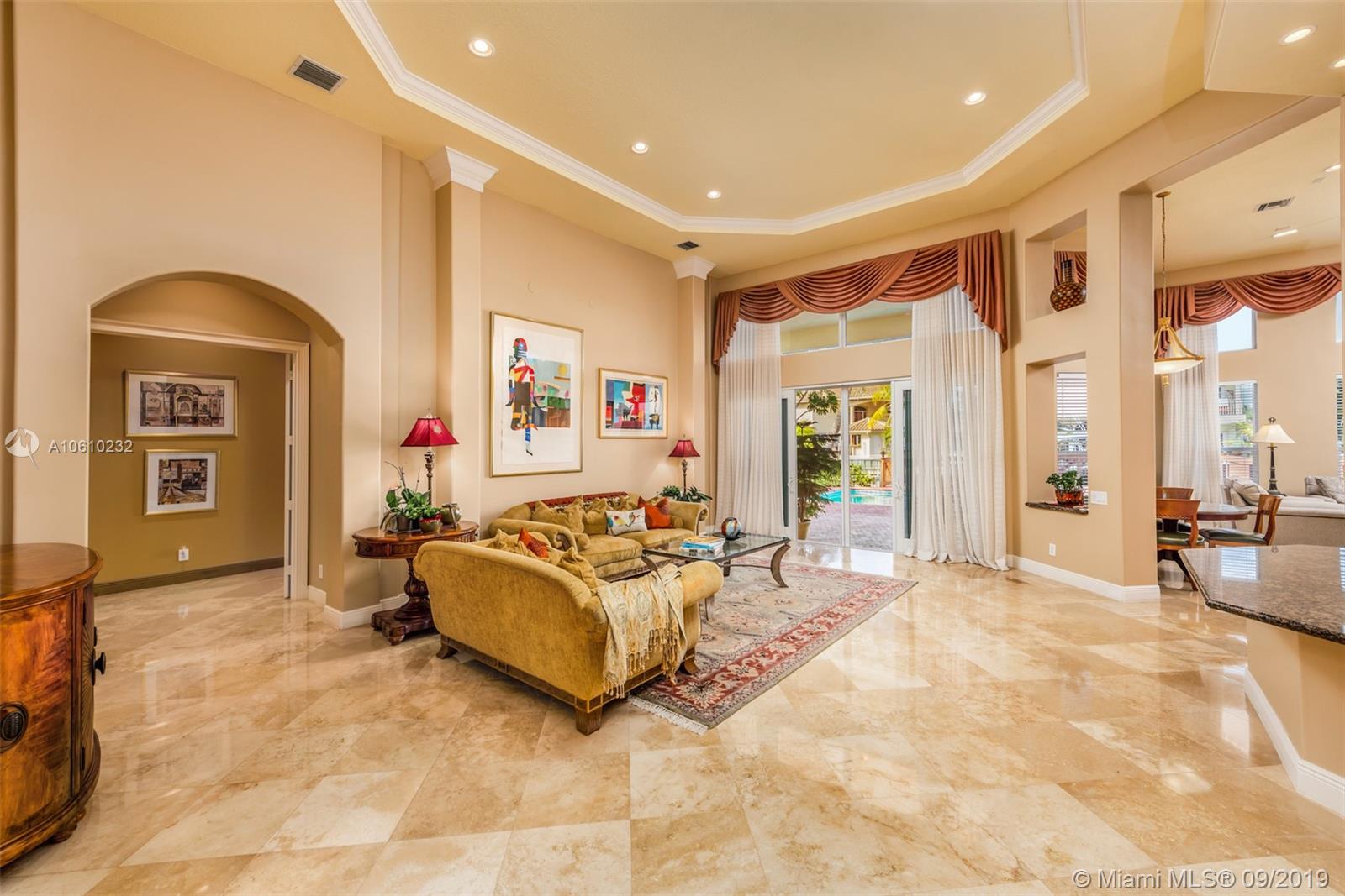 Photo of 923 Captiva Dr, Hollywood, Florida, 33019 -