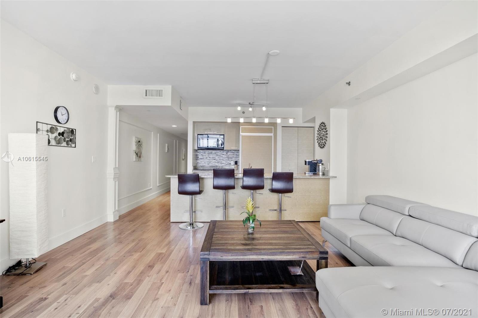 Ver detalles 2209 1 / 1 844 sq. ft. $ 2019-07-19 0 foto