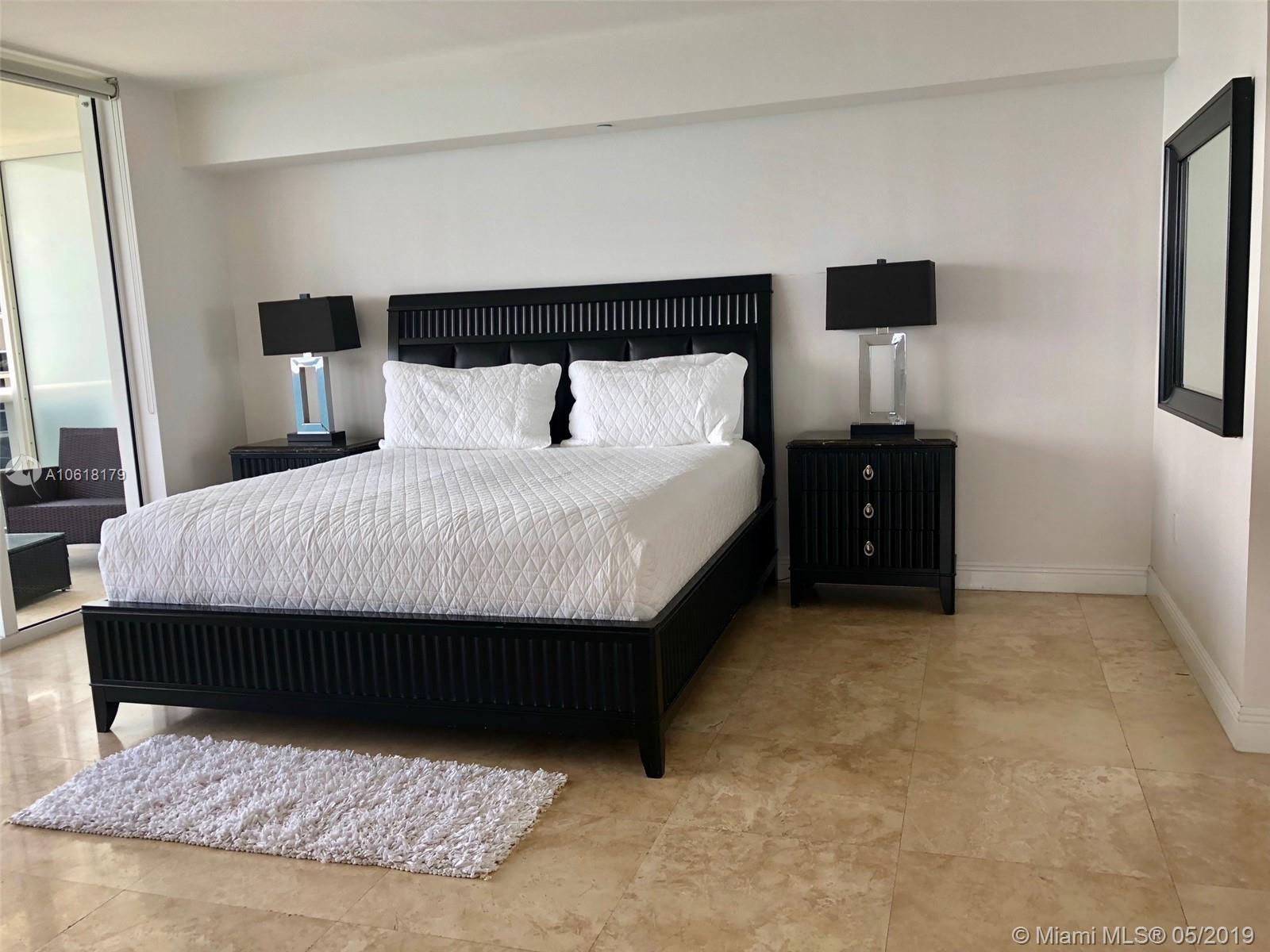 See details 3202 3 / 3 2065 sq. ft. $ 2020-10-05 0 Photo