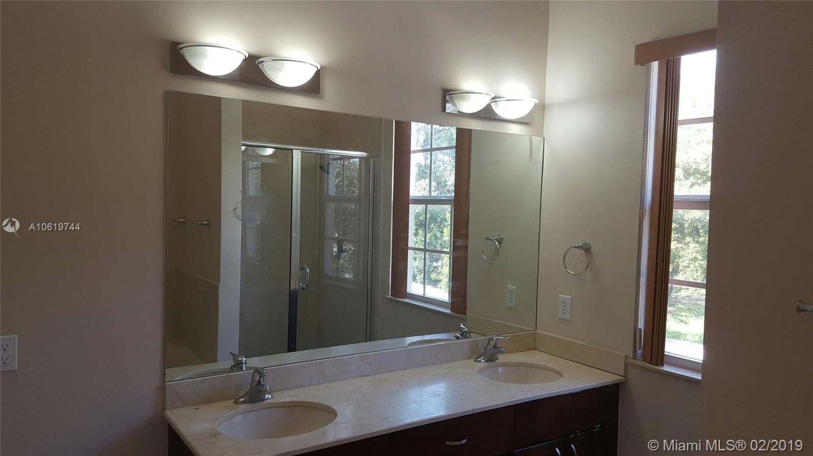 See details / 14832 sq. ft. $ 2019-02-15 0 Photo