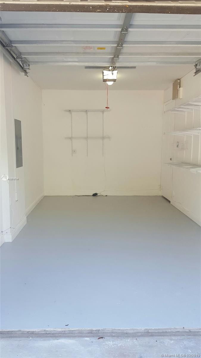 See details / 14832 sq. ft. $ 2019-02-15 0 Photo