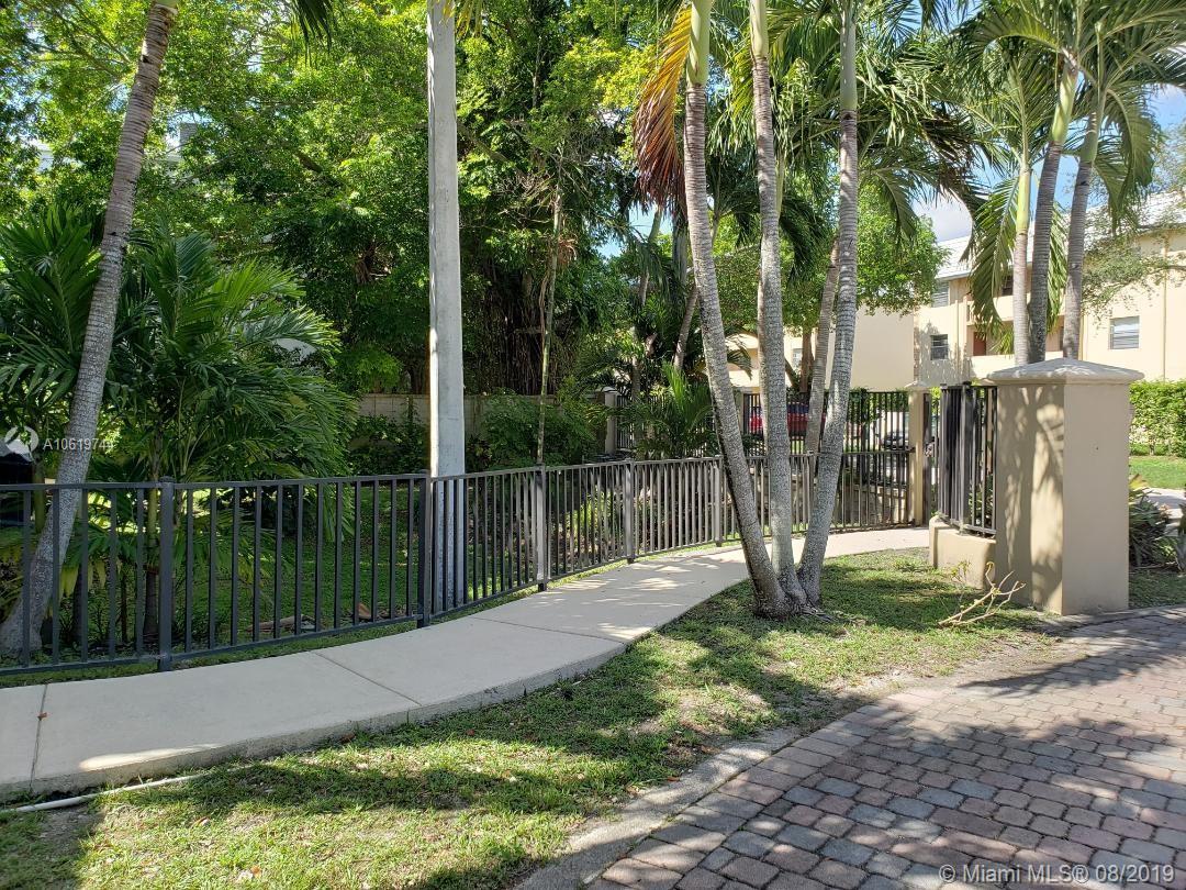 See details / 14832 sq. ft. $ 2019-02-15 0 Photo