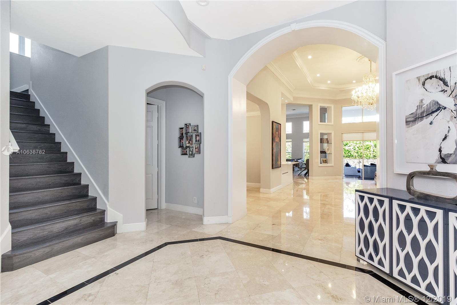 Photo of 909 Manatee Way, Hollywood, Florida, 33019 -