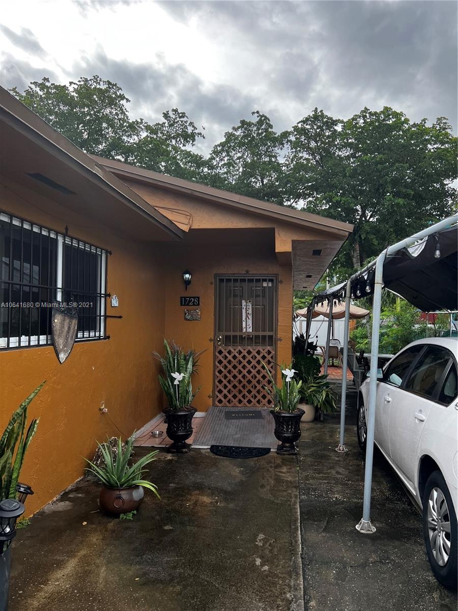 See details / 4647 sq. ft. $ 2020-06-16 0 Photo