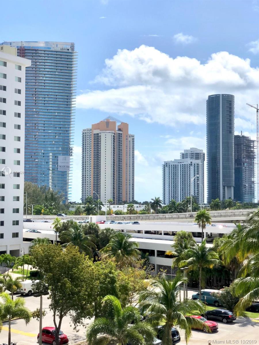 Photo of 19390 Collins Ave #518, Sunny Isles Beach, Florida, 33160 -