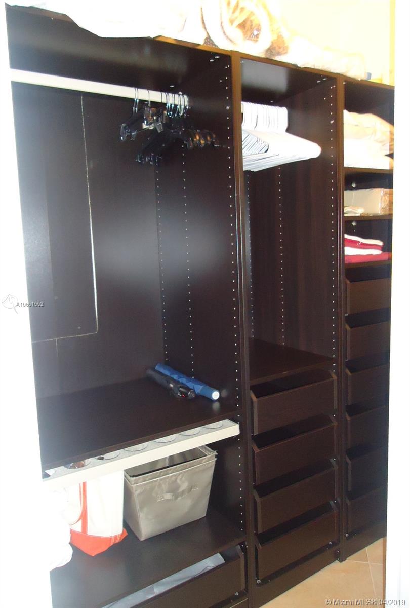 See details 1505 1 / 1 811 sq. ft. $ 2019-04-05 0 Photo