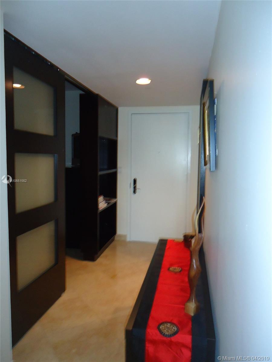 See details 1505 1 / 1 811 sq. ft. $ 2019-04-05 0 Photo