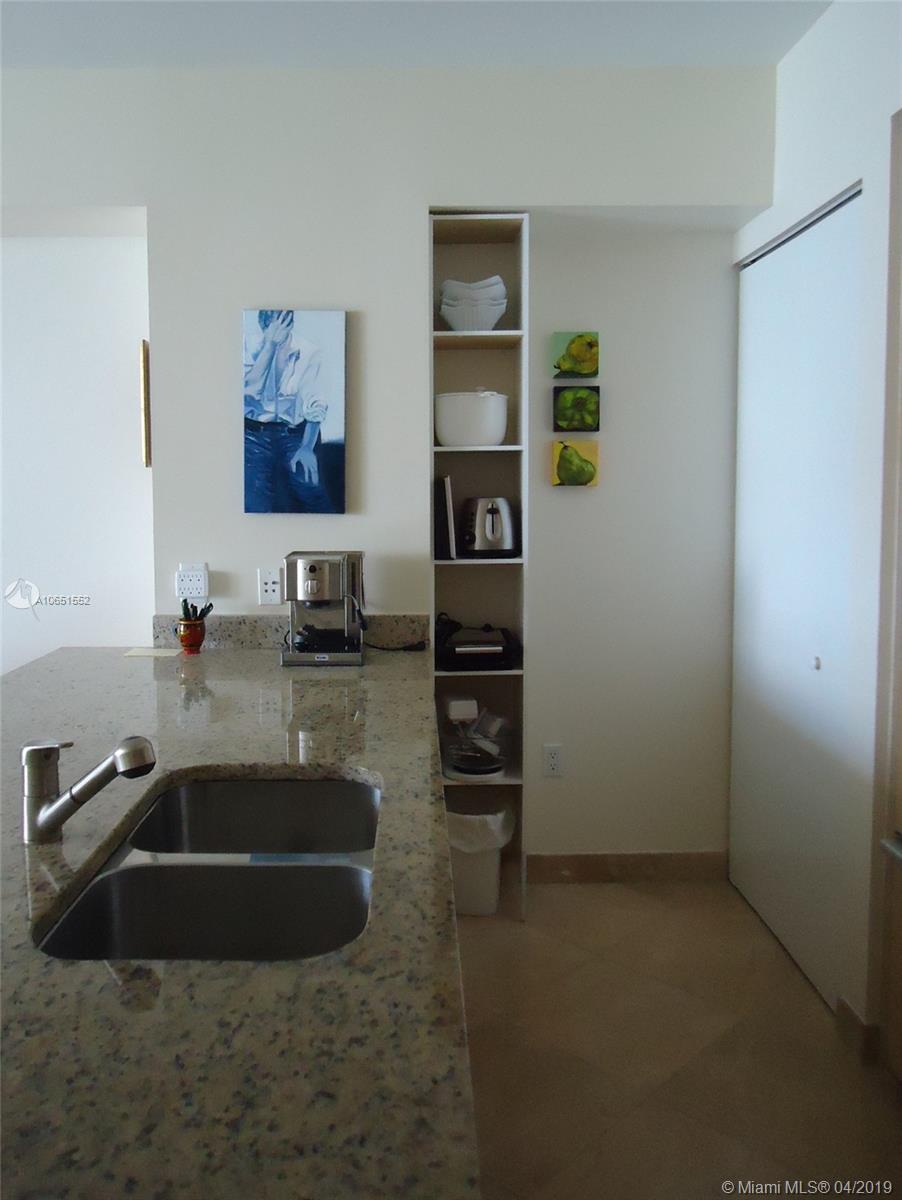 See details 1505 1 / 1 811 sq. ft. $ 2019-04-05 0 Photo