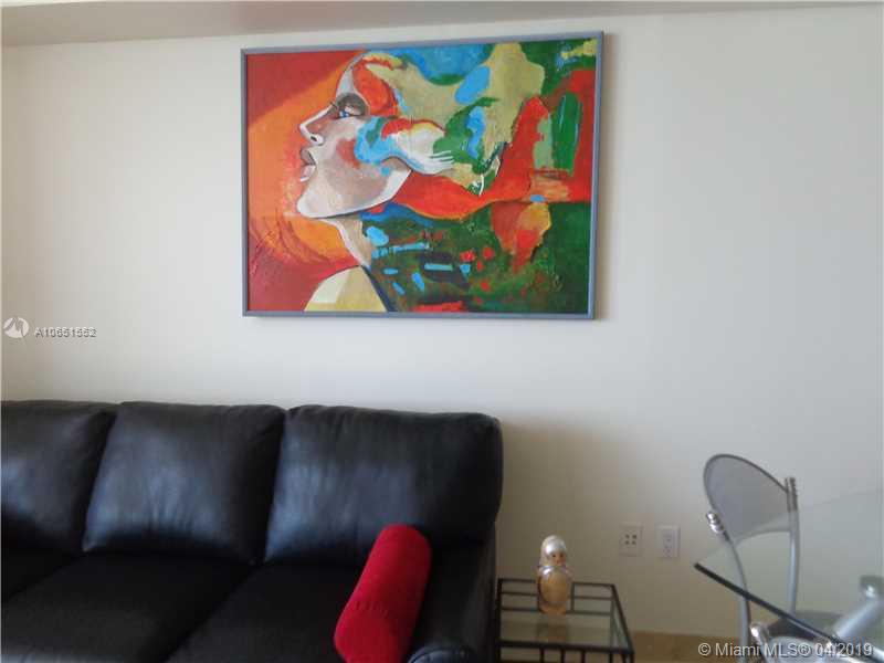 See details 1505 1 / 1 811 sq. ft. $ 2019-04-05 0 Photo