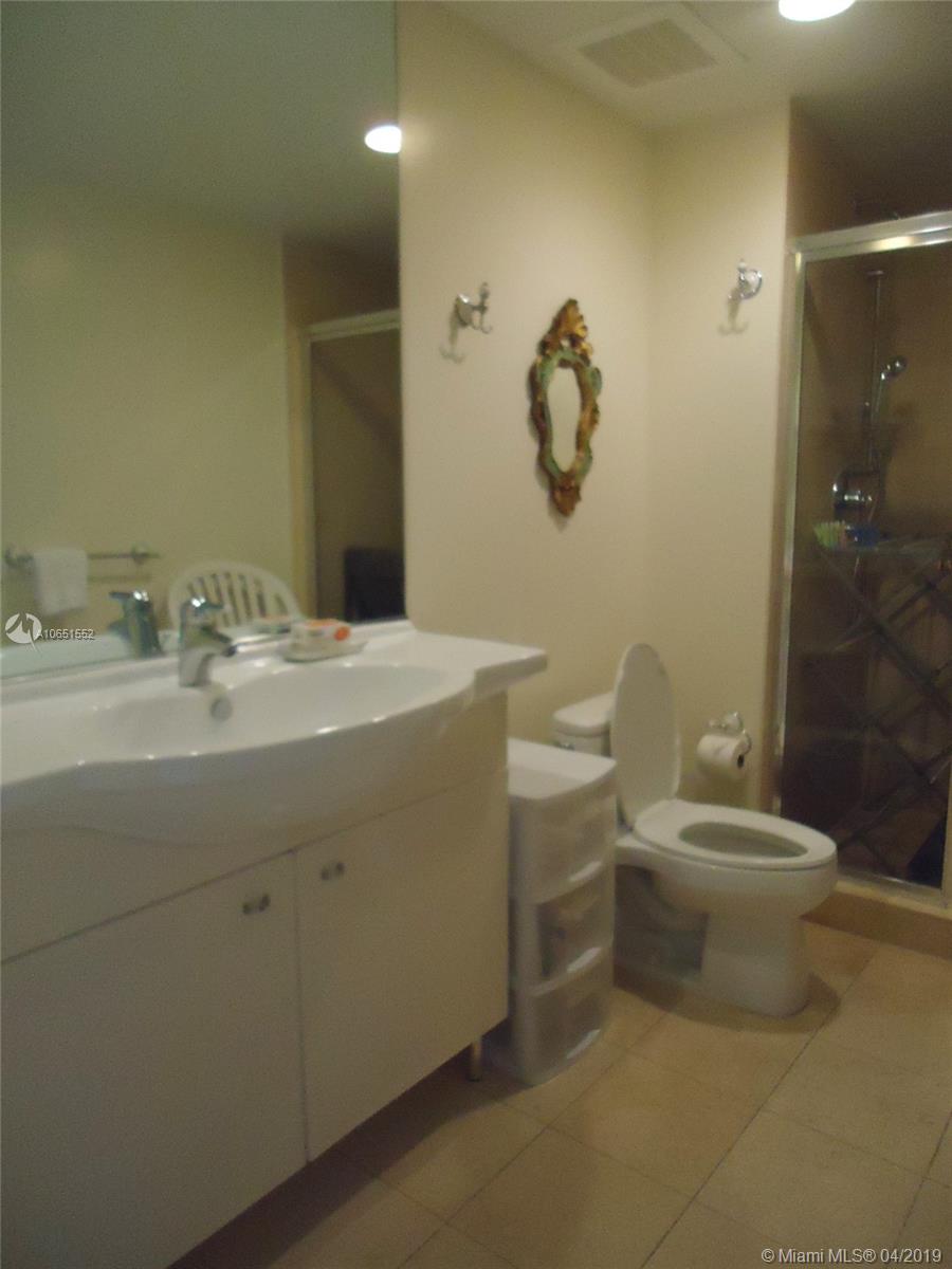 See details 1505 1 / 1 811 sq. ft. $ 2019-04-05 0 Photo