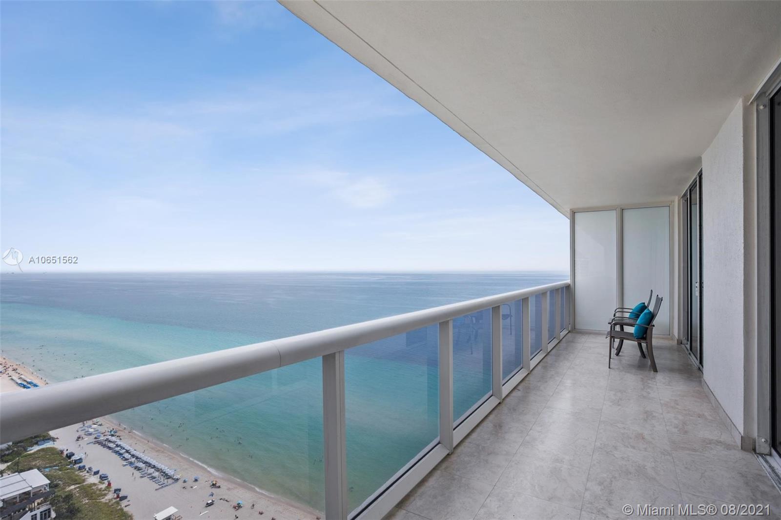 See details 3011 3 / 2 1554 sq. ft. $ 2020-09-25 0 Photo
