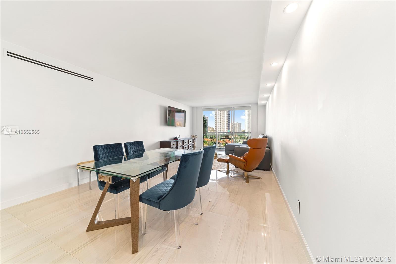 Photo of 19390 Collins Ave #921, Sunny Isles Beach, Florida, 33160 -