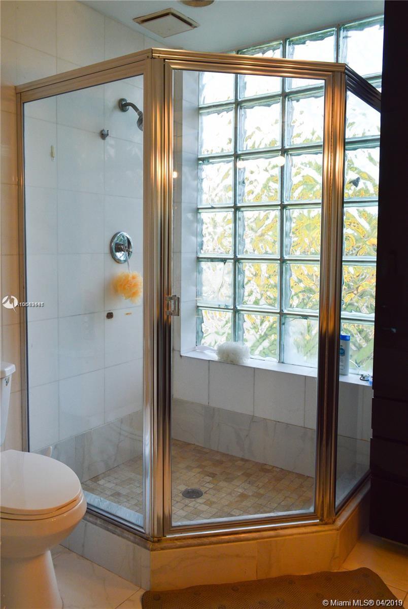 See details / sq. ft. $ 2021-03-11 0 Photo