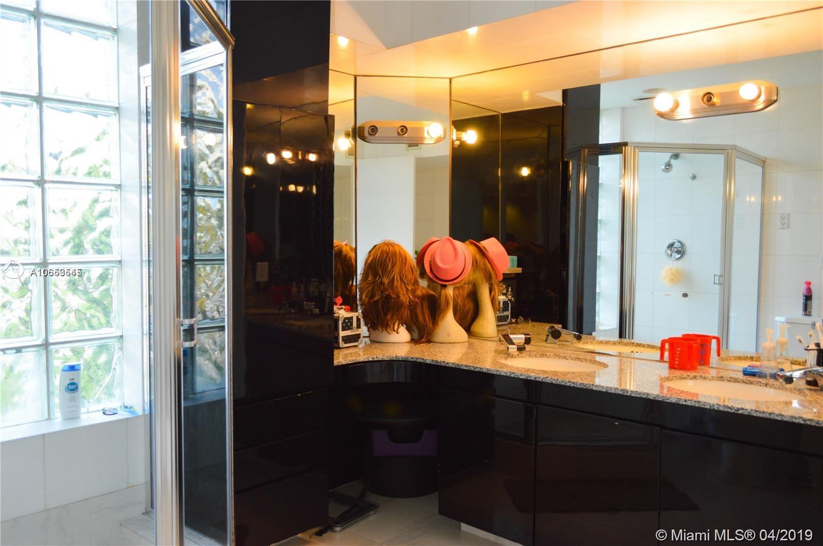 See details / sq. ft. $ 2021-03-11 0 Photo