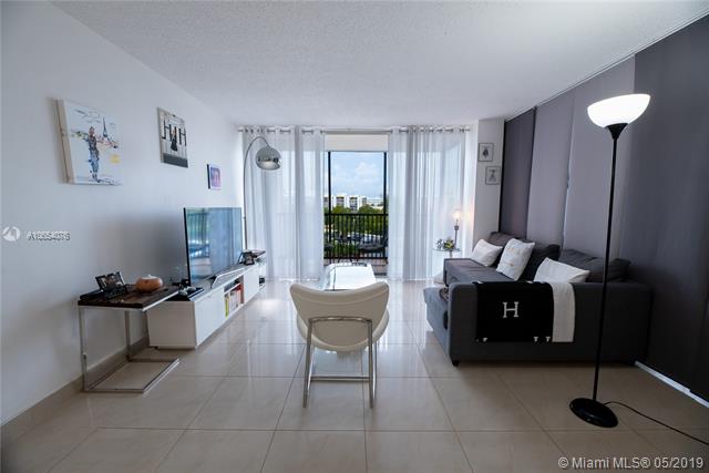 Photo of 20301 Counry Club Dr #522, Aventura, Florida, 33180 -
