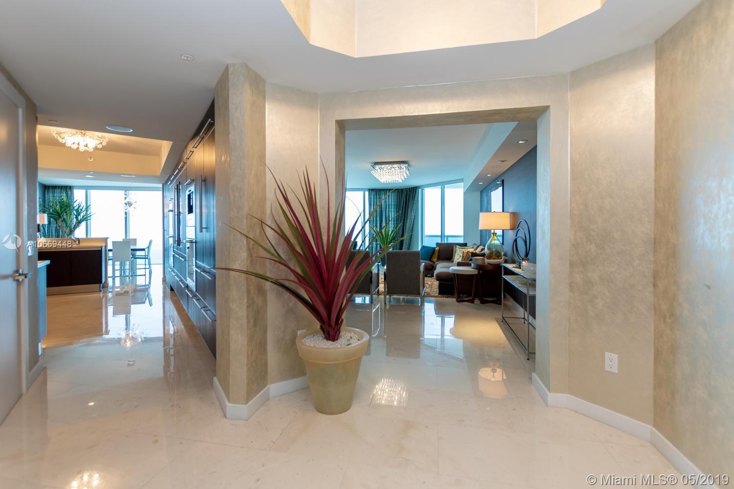 Photo of 2711 Ocean Dr #2405, Hollywood, Florida, 33019 -