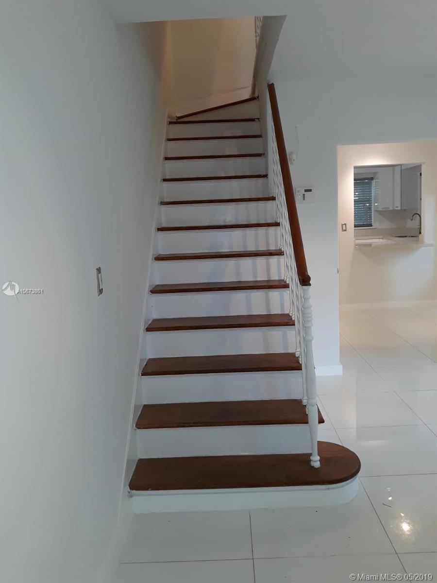 See details / 3366 sq. ft. $ 2019-05-31 0 Photo