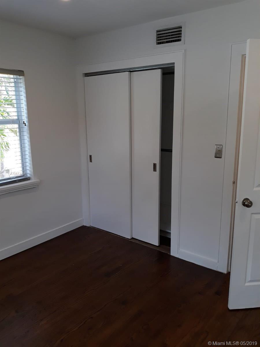 See details / 3366 sq. ft. $ 2019-05-31 0 Photo