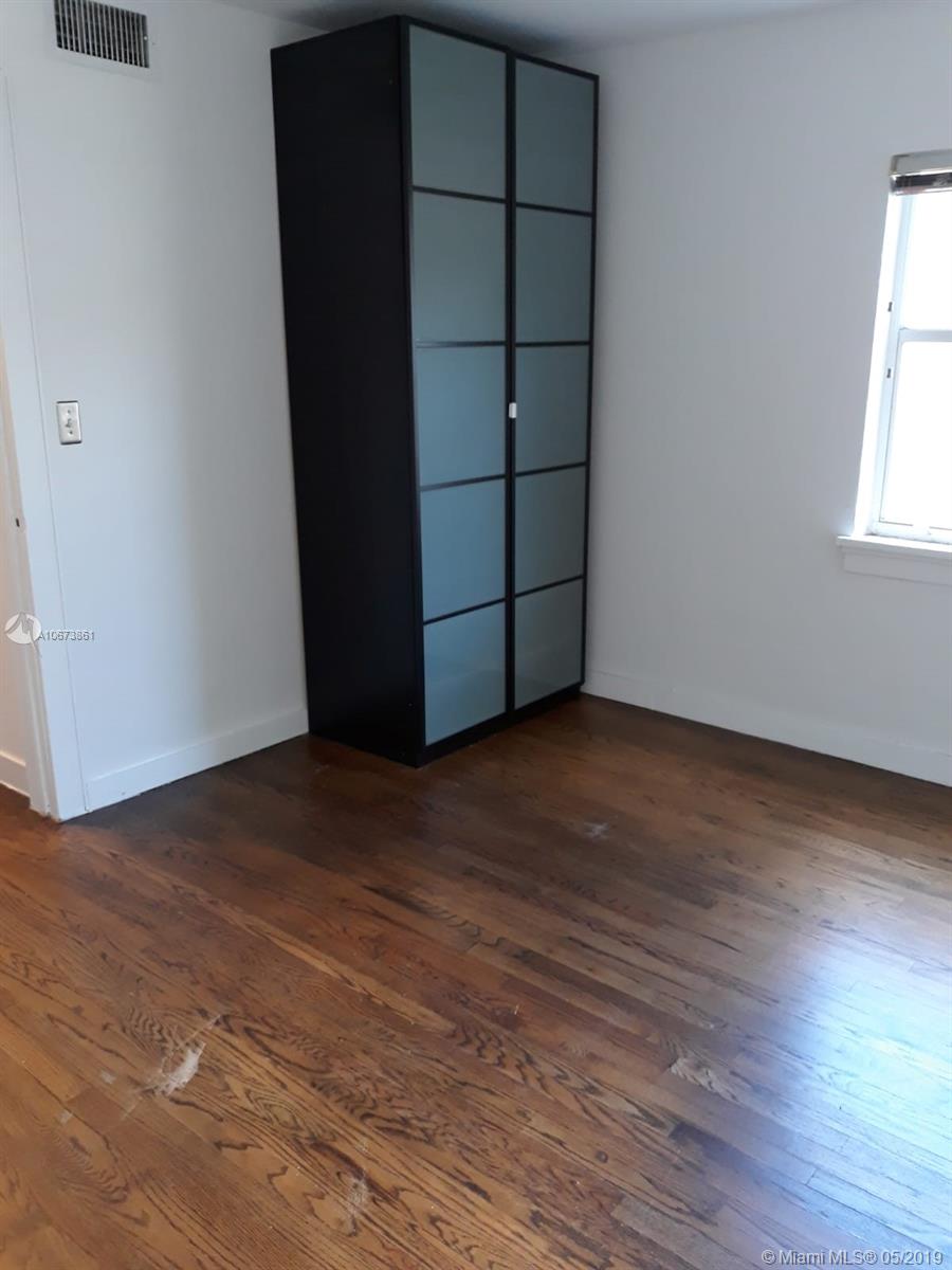 See details / 3366 sq. ft. $ 2019-05-31 0 Photo
