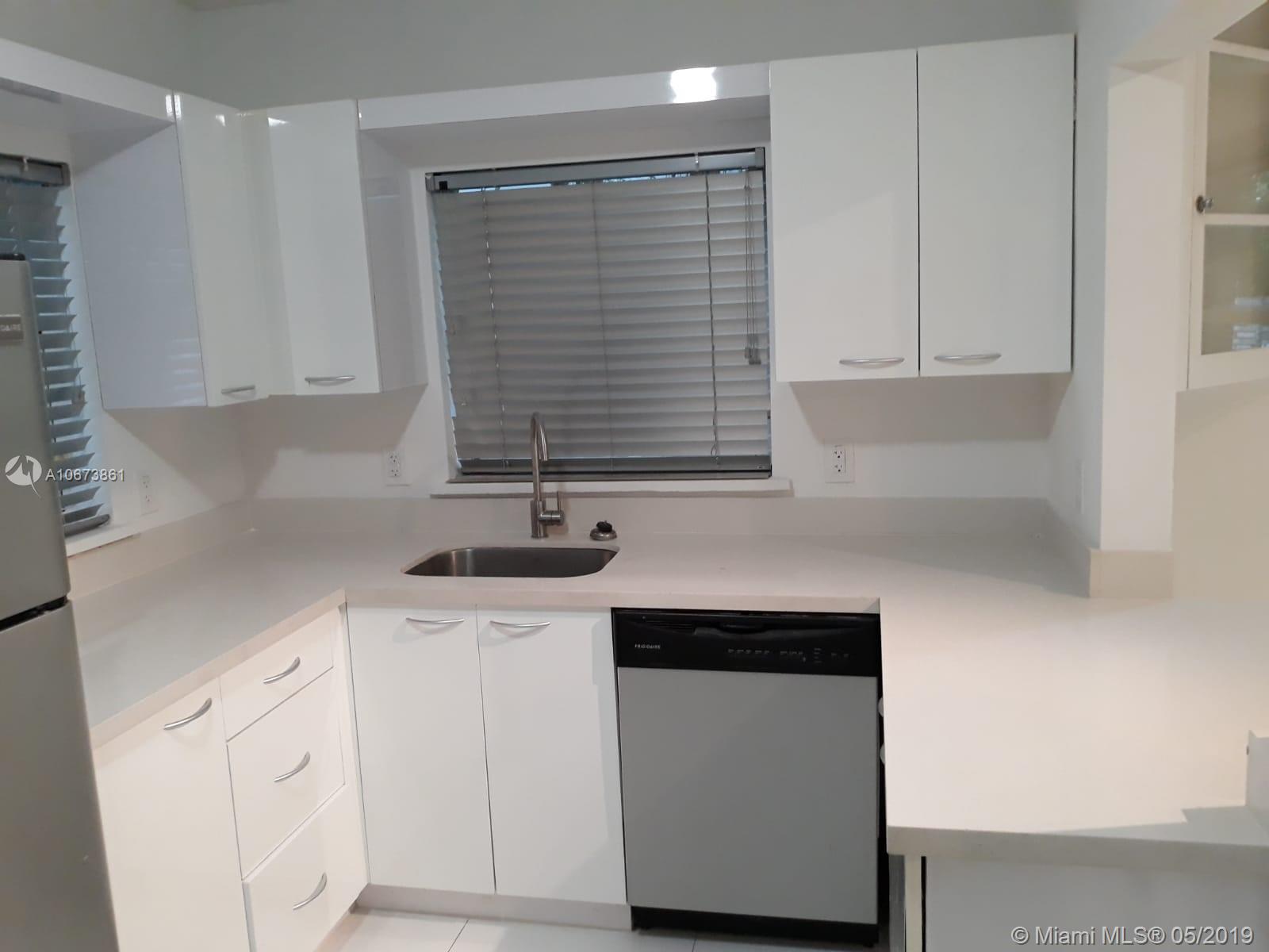 See details / 3366 sq. ft. $ 2019-05-31 0 Photo