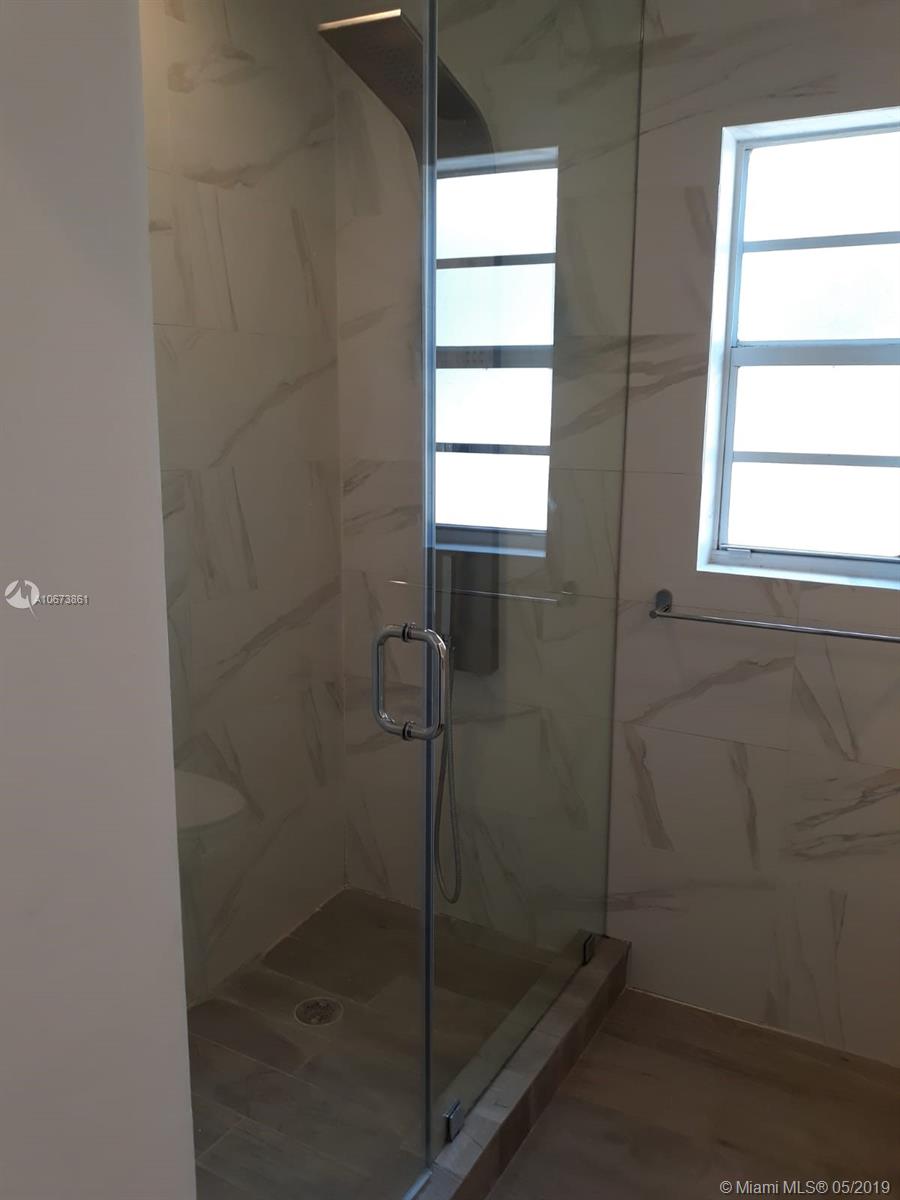 See details / 3366 sq. ft. $ 2019-05-31 0 Photo