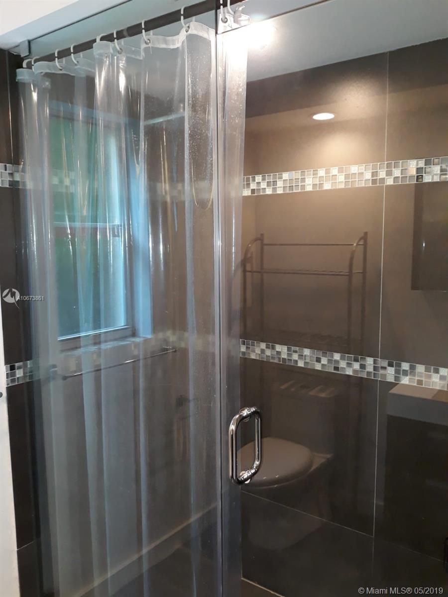 See details / 3366 sq. ft. $ 2019-05-31 0 Photo