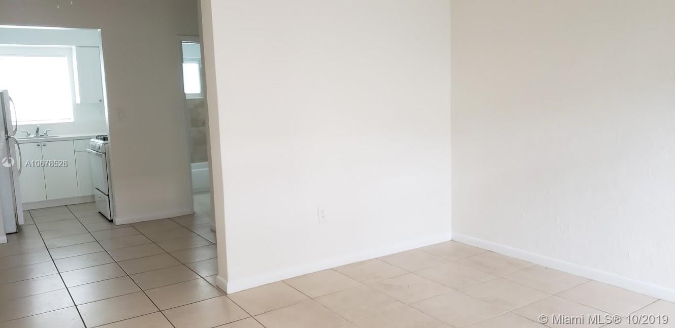See details Building / sq. ft. $ 2019-07-01 0 Photo
