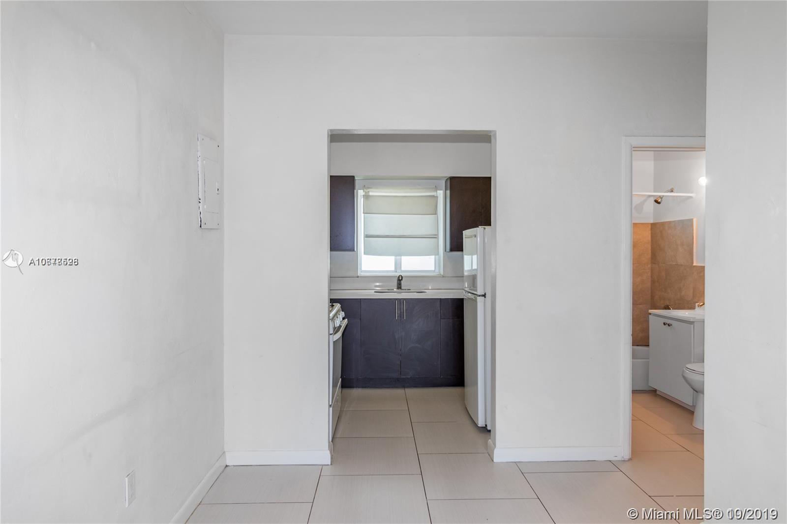 See details Building / sq. ft. $ 2019-07-01 0 Photo