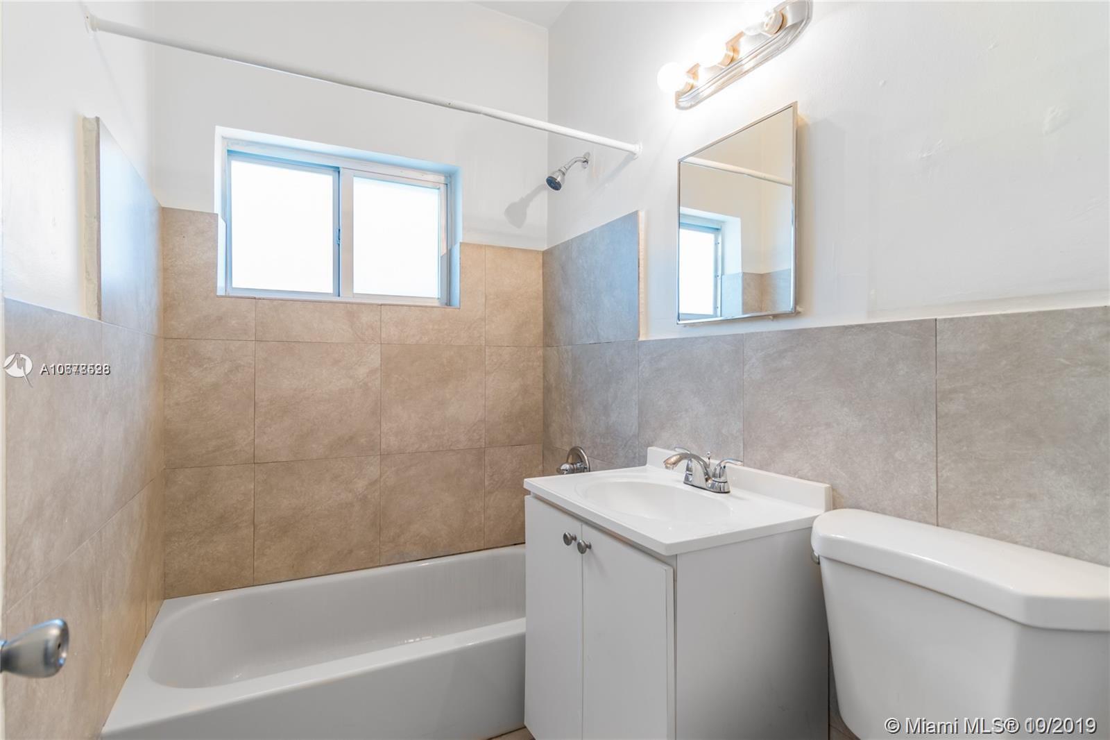 See details Building / sq. ft. $ 2019-07-01 0 Photo