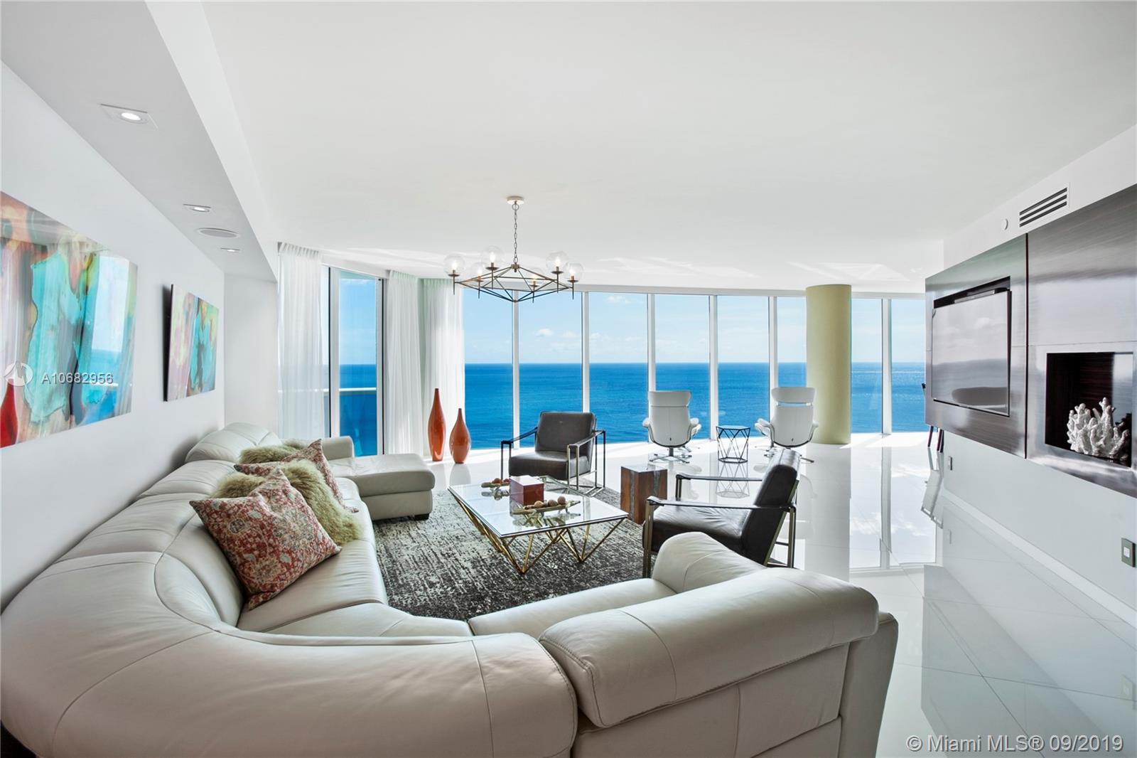 Photo of 2711 OCEAN DR #1902, Hollywood, Florida, 33024 -