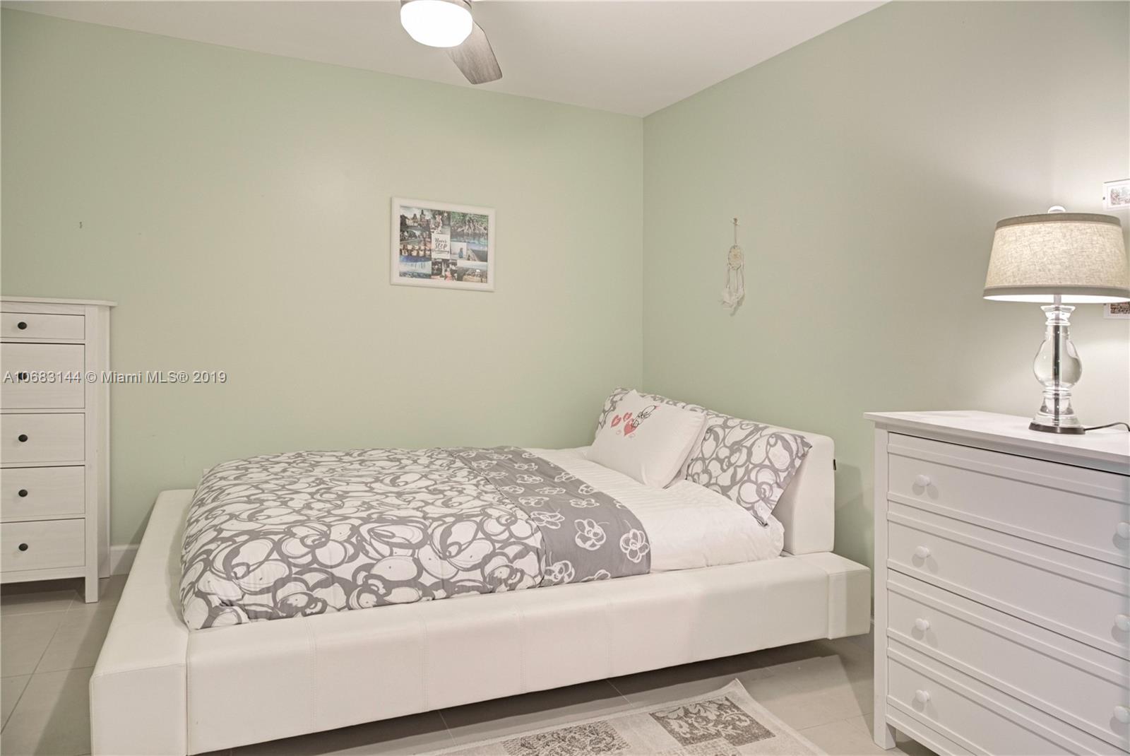 Ver detalles 3312 1 / 1 844 sq. ft. $ 2019-06-14 0 foto